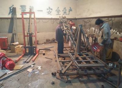 點擊查看詳細信息<br>標題：華友機械多用途吊J 閱讀次數(shù)：7956