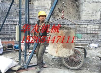 點(diǎn)擊查看詳細(xì)信息<br>標(biāo)題：華友機(jī)械建筑 挖樁 打井用小吊機(jī) 閱讀次數(shù)：6980